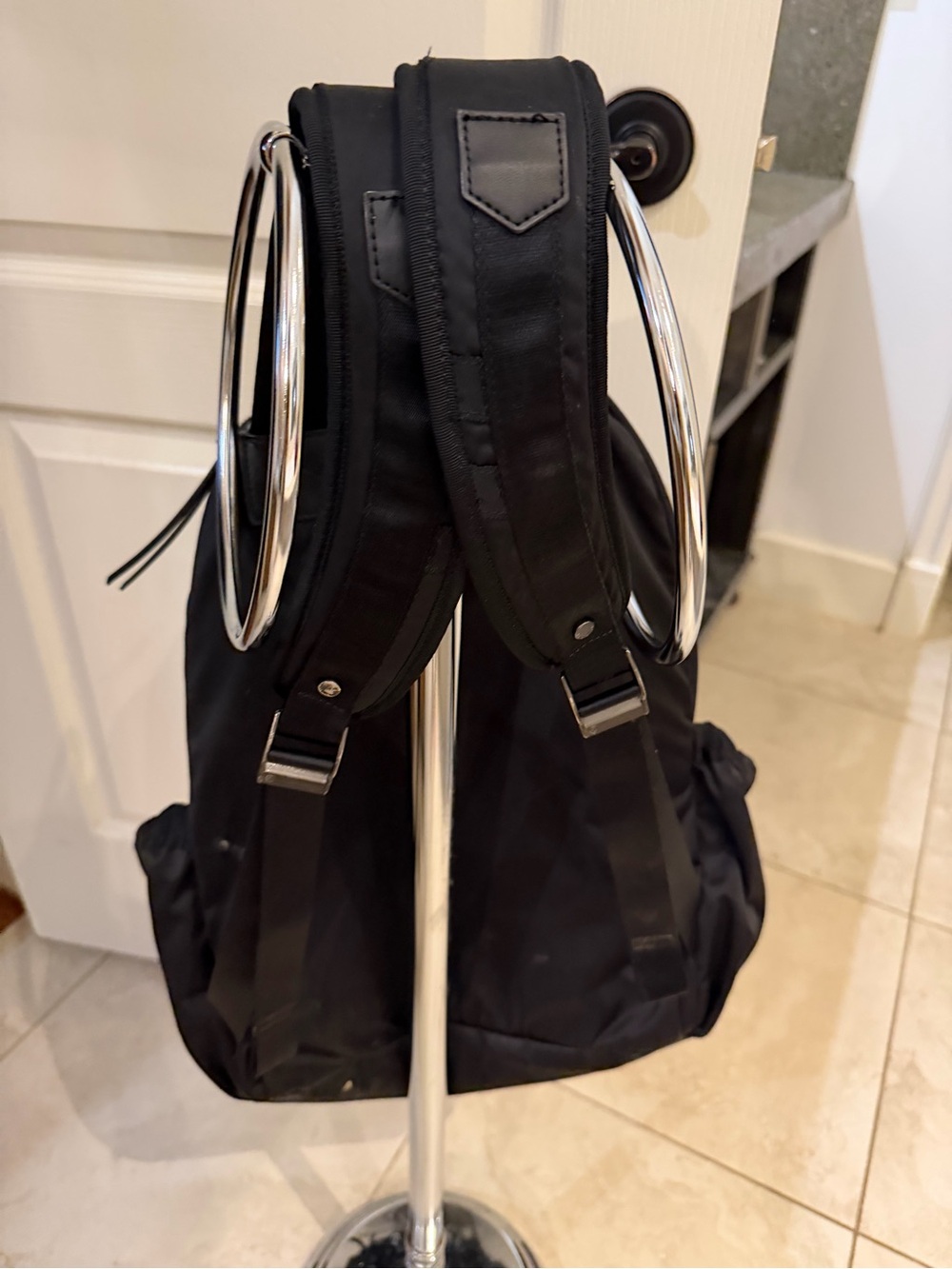 Lululemon backpack - Picture 9 of 9